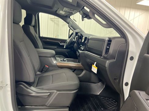 New 2026 Chevrolet Silverado 3500 LT w/ Convenience Package image 19