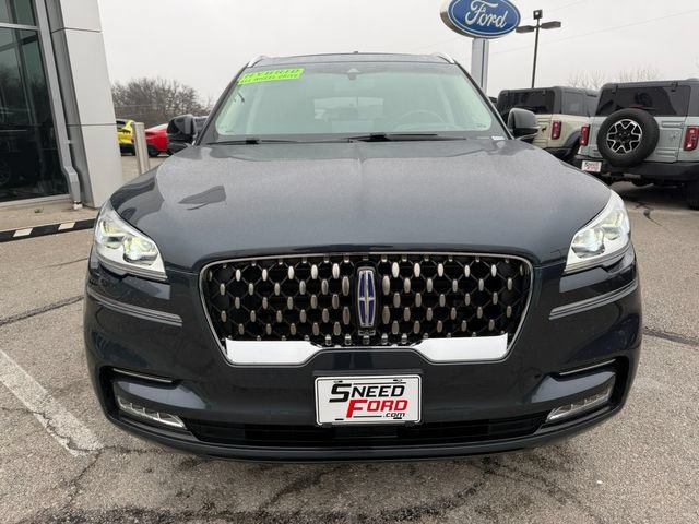 Used 2022 Lincoln Aviator Grand Touring w/ Equipment Group 301A AWD/4WD image 2