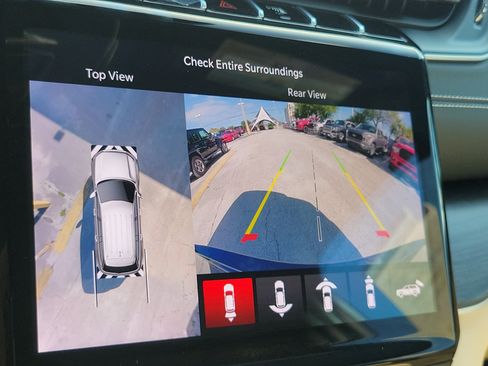 Used 2024 Jeep Grand Cherokee Limited w/ Luxury Tech Group II image 22