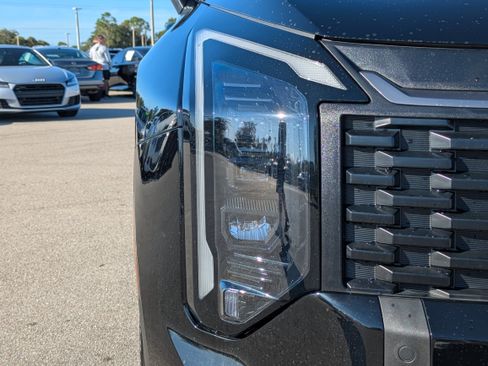 Certified 2026 Kia Sportage LX image 10