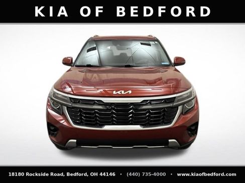 Used 2025 Kia Seltos S FWD image 2