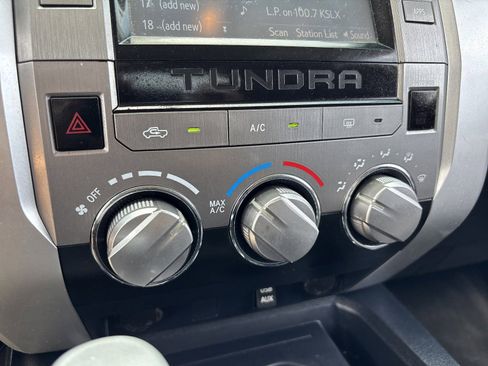 Used 2016 Toyota Tundra SR5 w/ SR5 Upgrade Package RWD image 25