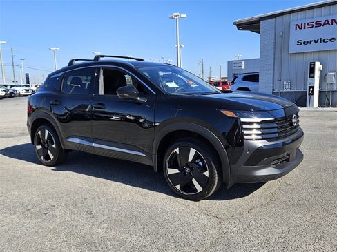 New 2026 Nissan Kicks SR image 16