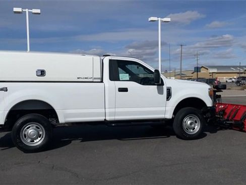 Used 2021 Ford F250 XL w/ Power Equipment Group image 2