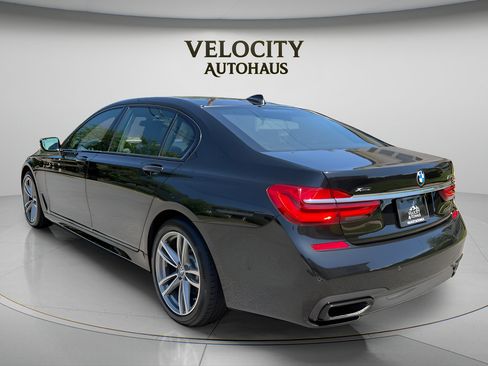 Used 2019 BMW 750i xDrive w/ Executive Package AWD/4WD image 5