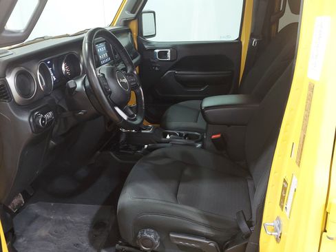 Used 2021 Jeep Wrangler Unlimited Sport AWD/4WD image 14