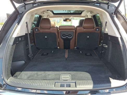 Used 2023 Acura MDX SH-AWD w/ Technology Package image 29