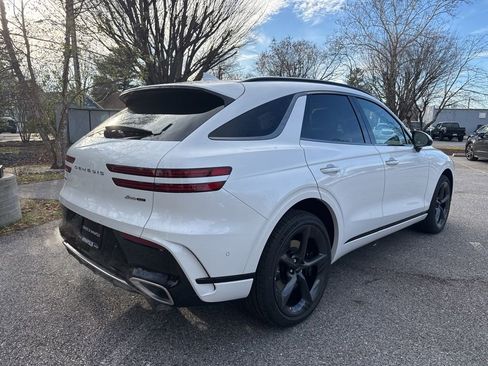 New 2026 Genesis GV70 3.5T Sport Prestige image 9