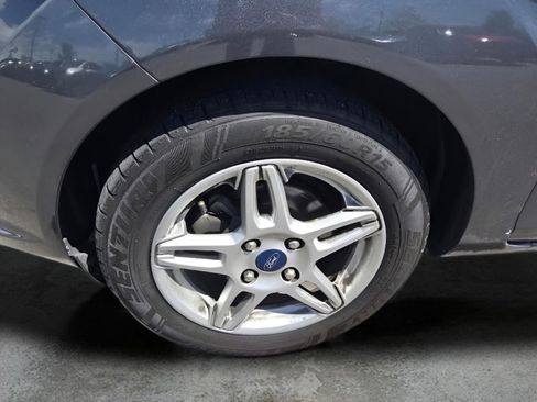 Used 2019 Ford Fiesta SE w/ Cold Weather Package FWD image 16