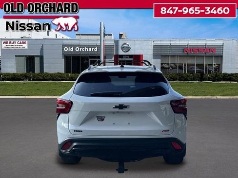 Used 2025 Chevrolet Trax RS w/ Sunroof Package image 5