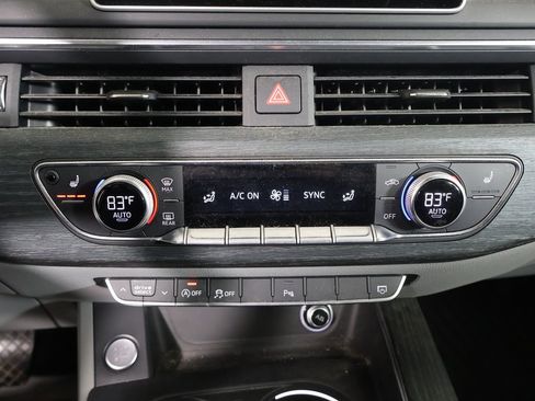 Used 2017 Audi A4 2.0T Premium Plus image 5