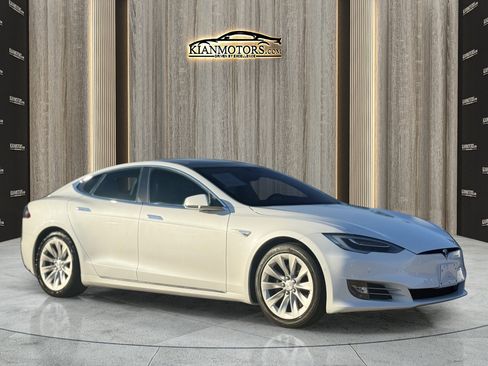Used 2016 Tesla Model S RWD image 1