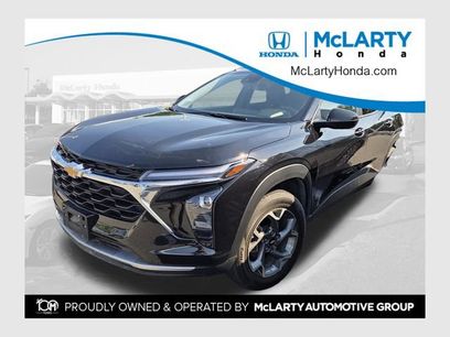 Used 2025 Chevrolet Trax LT