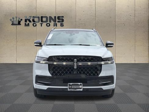 New 2026 Lincoln Navigator Black Label AWD/4WD image 3