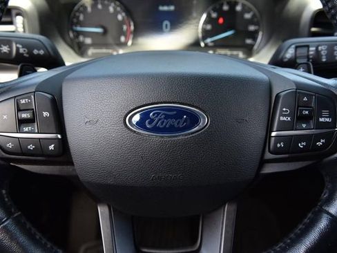 Used 2020 Ford Explorer XLT w/ Comfort Package AWD/4WD image 18