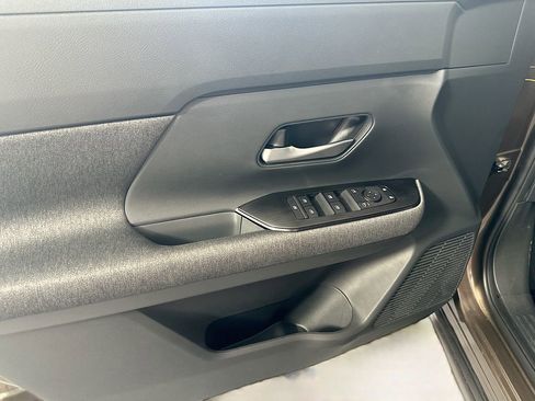 New 2026 Nissan Kicks SV w/ SV Premium Package FWD image 9