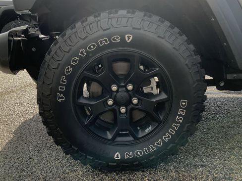 Used 2022 Jeep Wrangler Unlimited Sport image 21