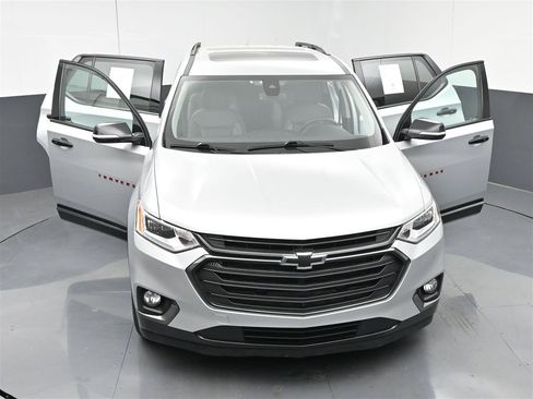 Used 2019 Chevrolet Traverse Premier w/ Redline Edition AWD/4WD image 38