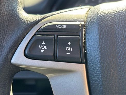 Used 2011 Honda Crosstour EX image 27