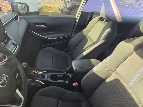 Used 2020 Toyota Corolla SE w/ SE Premium Package image 10