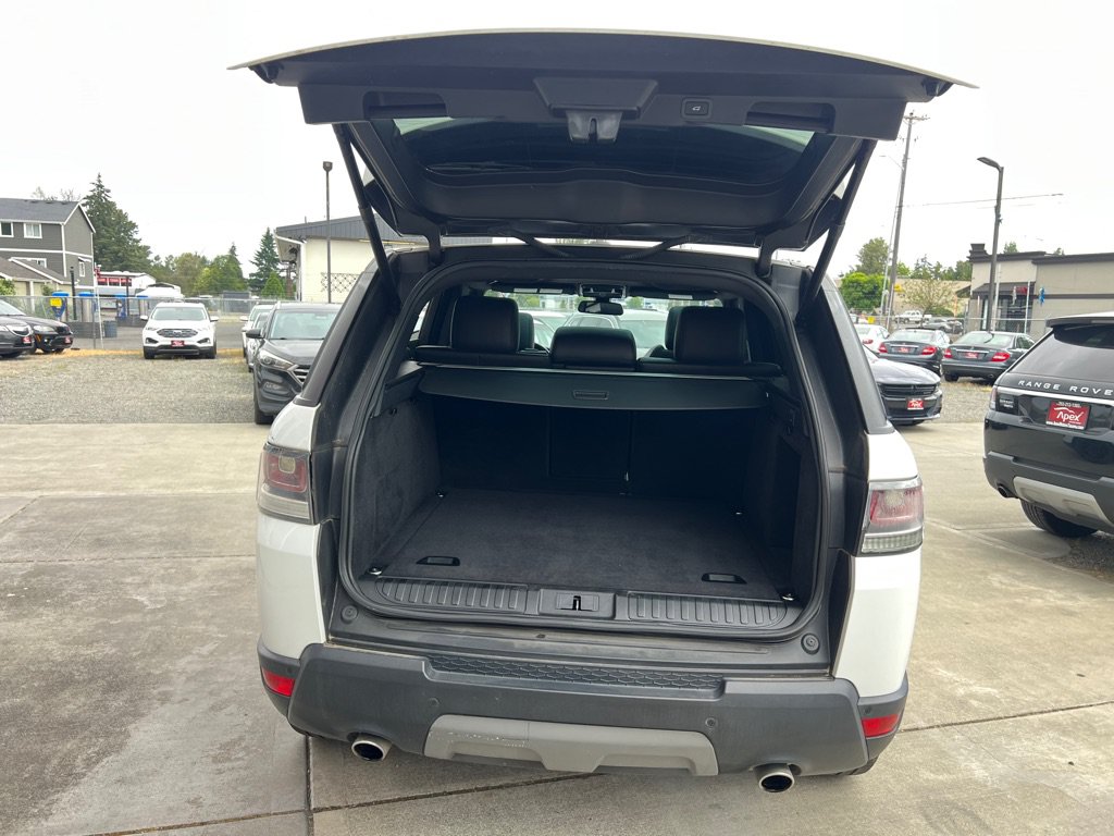 Used 2015 Land Rover Range Rover Sport SE AWD/4WD image 18