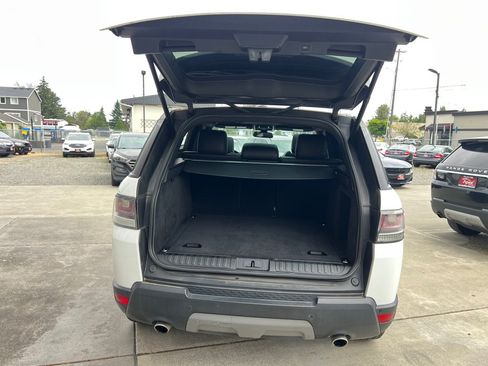 Used 2015 Land Rover Range Rover Sport SE AWD/4WD image 18