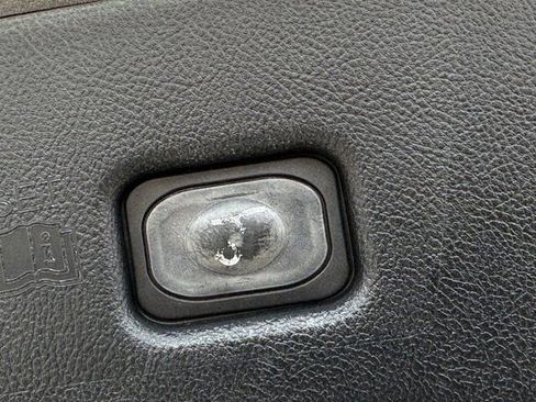 Used 2018 Lincoln MKX Reserve w/ Lincoln MKX Climate Package image 37