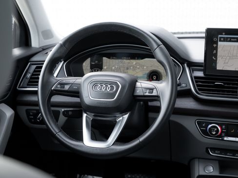 Certified 2022 Audi Q5 2.0T Premium Plus w/ Premium Plus Package image 9