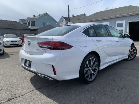 Used 2018 Buick Regal GS w/ Driver Confidence Package #2 AWD/4WD image 5