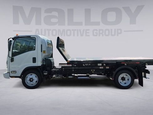 New 2025 Chevrolet Low Cab Forward RWD image 2