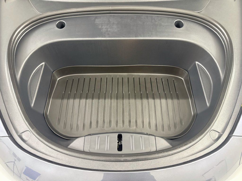 Used 2023 Tesla Model 3 Standard Range RWD image 28