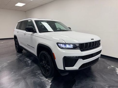 New 2026 Jeep Grand Cherokee L Limited AWD/4WD image 24