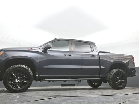Used 2022 Chevrolet Silverado 1500 Custom Trail Boss w/ LPO, Dark Essentials Package AWD/4WD image 41