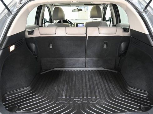 Used 2017 Honda HR-V EX image 19