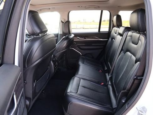 Used 2024 Jeep Grand Cherokee Limited 4xe AWD/4WD image 11