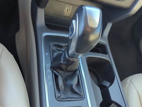 Used 2019 Ford Escape SEL AWD/4WD image 22