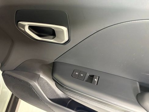 New 2026 Kia K4 FWD image 13