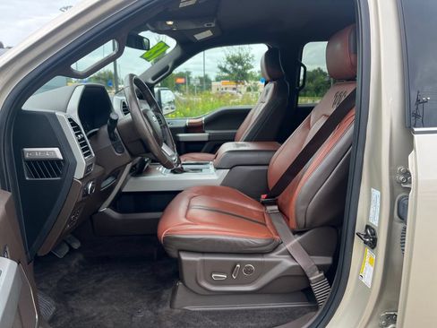 Used 2018 Ford F150 King Ranch w/ Equipment Group 601A Luxury AWD/4WD image 11
