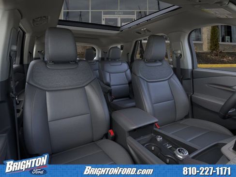 Used 2026 Ford Explorer Active AWD/4WD image 10