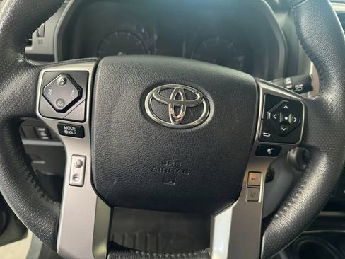 Used 2022 Toyota 4Runner Trail Special Edition AWD/4WD image 21