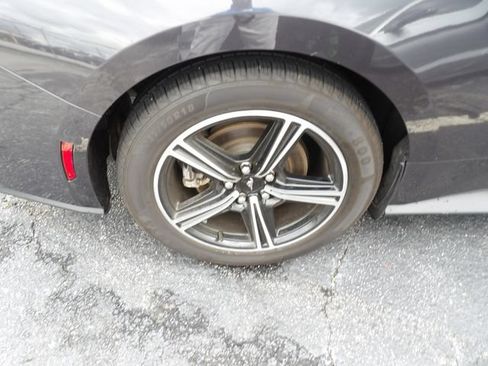 Used 2024 Ford Mustang Premium RWD image 15