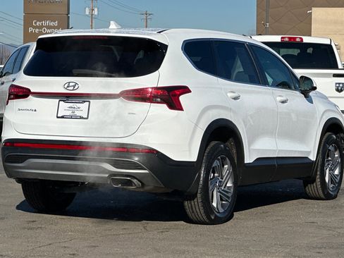 Certified 2023 Hyundai Santa Fe SE image 4