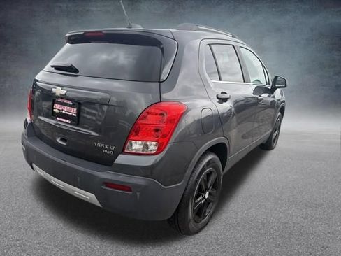 Used 2016 Chevrolet Trax LT w/ LT Sun and Sound Package AWD/4WD image 7