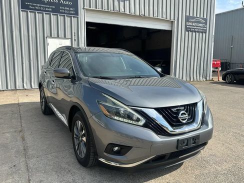 Used 2018 Nissan Murano SV FWD image 8
