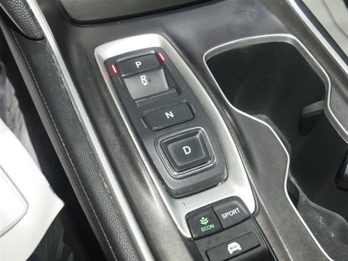 Used 2022 Honda Accord EX-L image 40