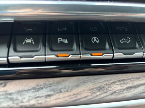 New 2026 GMC Sierra 1500 SLT w/ SLT Premium Plus Package image 10