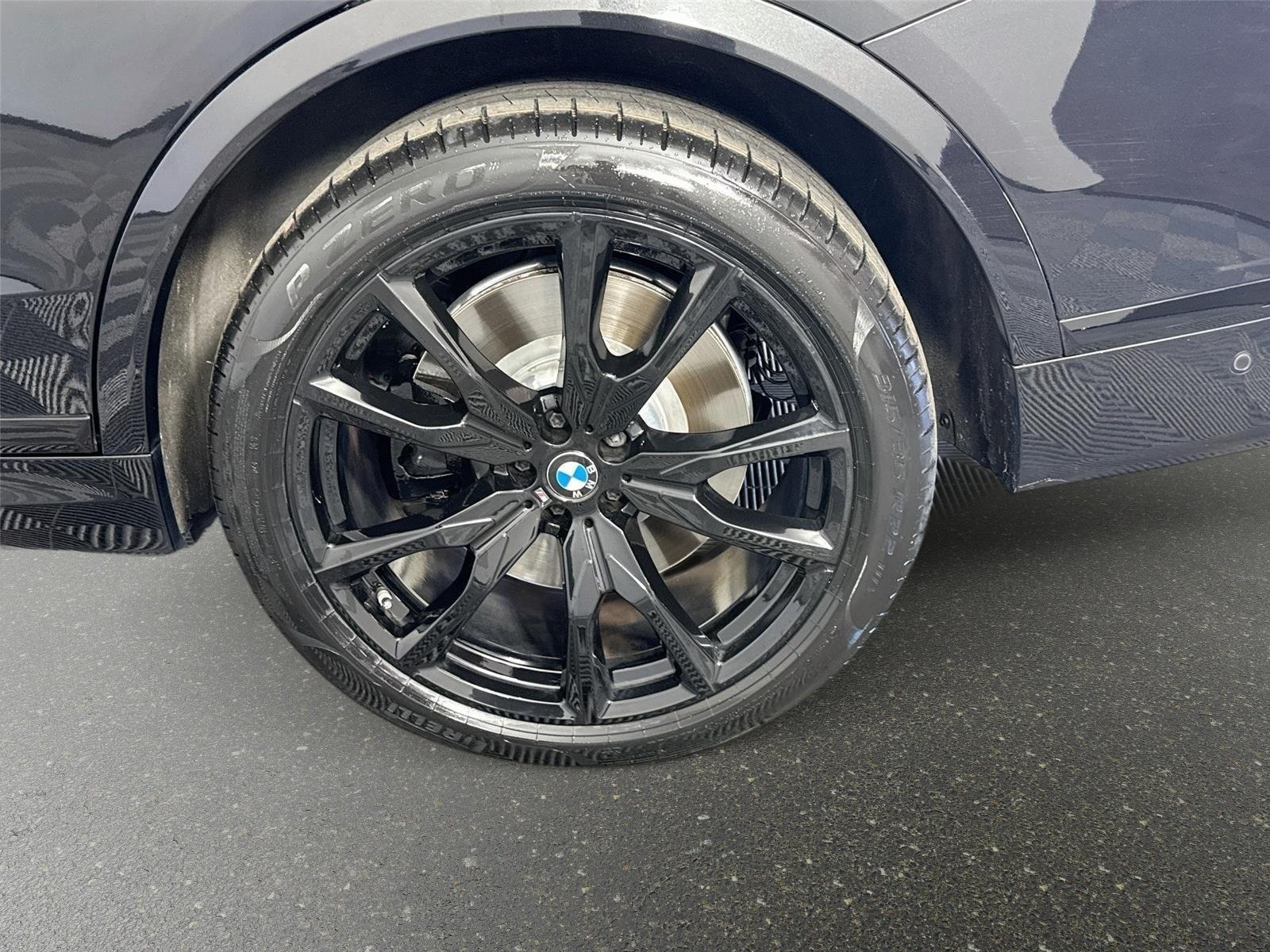 Used 2025 BMW X7 M60i AWD/4WD image 33