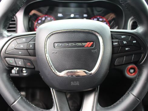 Used 2018 Dodge Charger SXT w/ Blacktop Package image 17