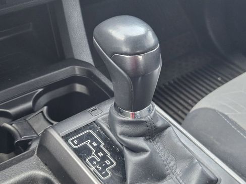 Certified 2023 Toyota Tacoma TRD Off-Road AWD/4WD image 10