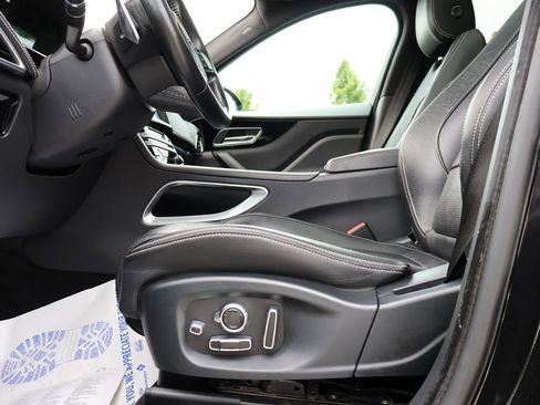 Used 2019 Jaguar F-PACE R-Sport AWD/4WD image 37
